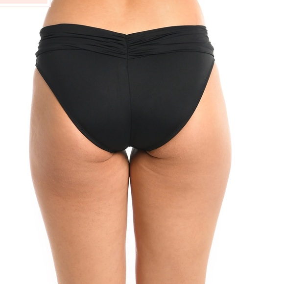 La Blanca shirred band hipster bottom. - Picture 2 of 4